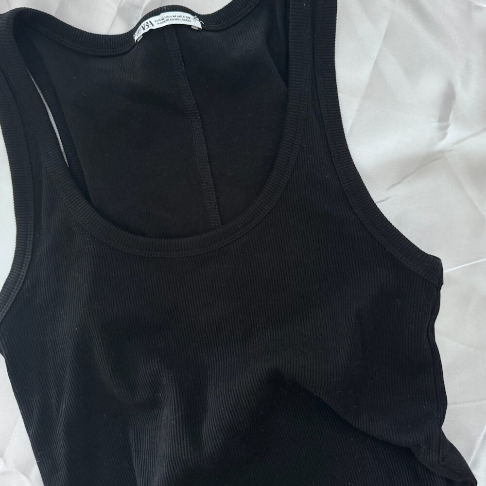 Zara basic tank top - Picture 3 of 3